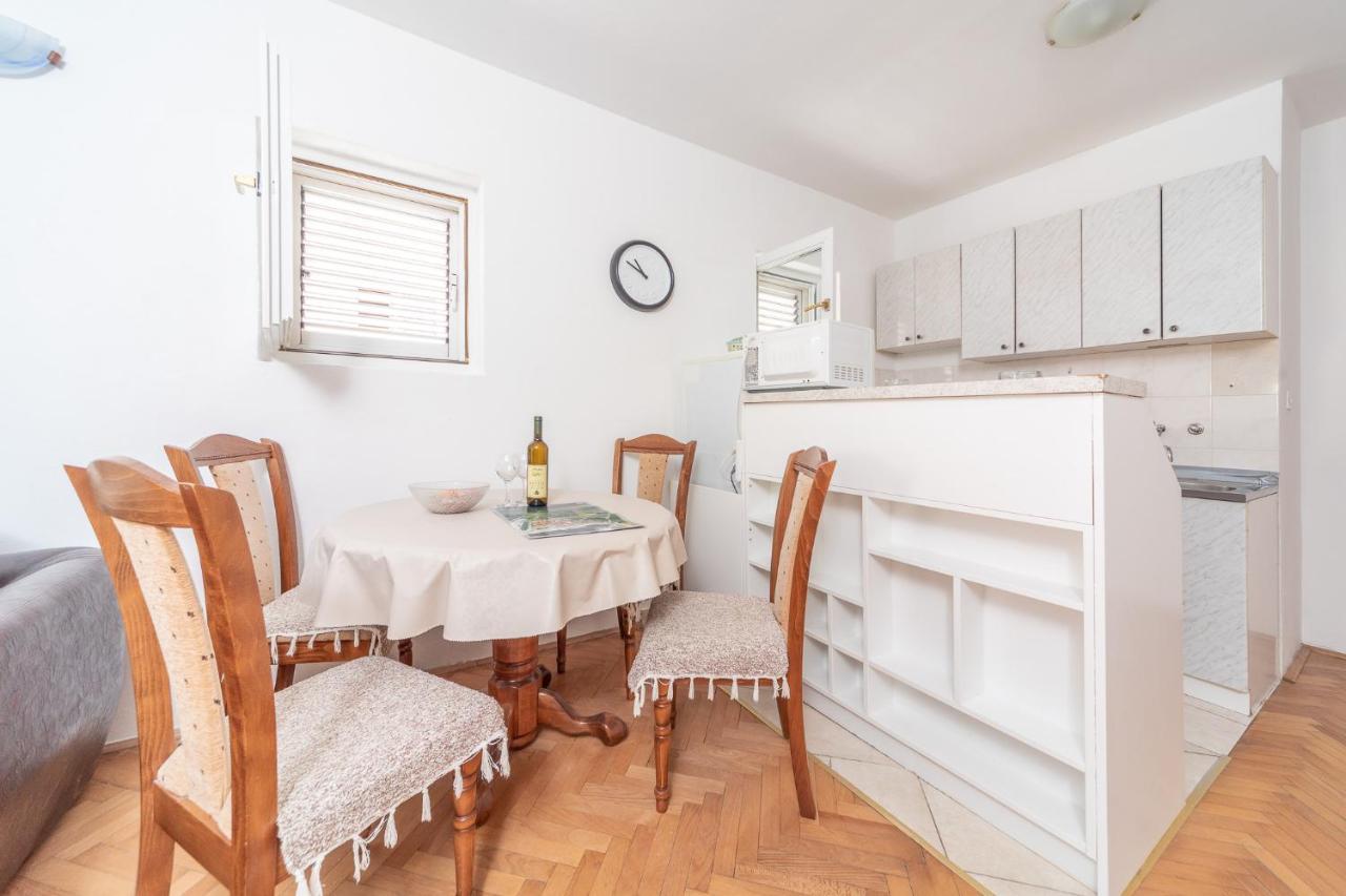 Apartment Matea Kotor Eksteriør billede